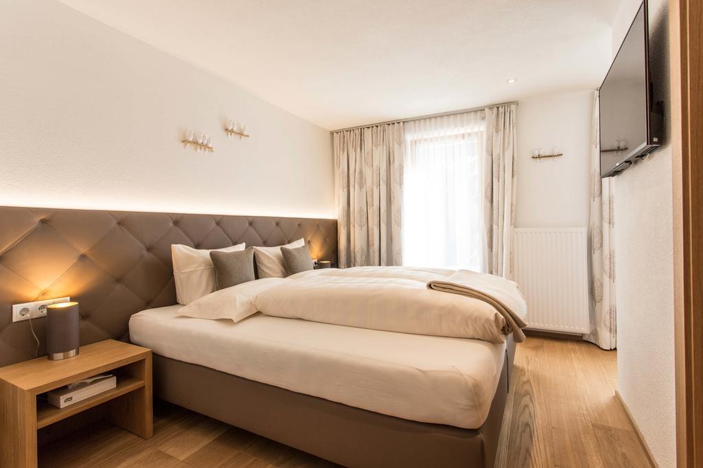 Slow Living Suite - Ferienwohnung Mit Privater Sauna & Garten Fiss Extérieur photo